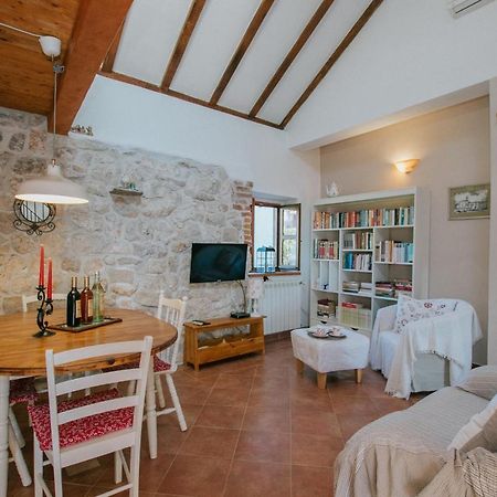 Country House Rusula Vrsine Luaran gambar