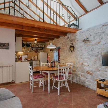 Country House Rusula Vrsine Luaran gambar