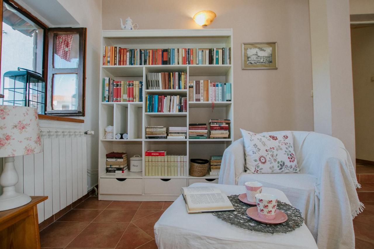 Country House Rusula Vrsine Luaran gambar