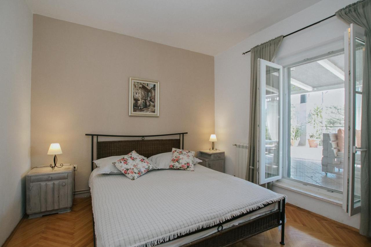 Country House Rusula Vrsine Luaran gambar